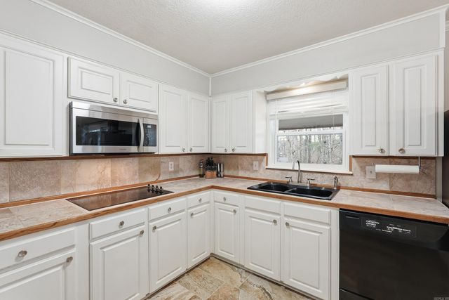 106 Secluded Circle, Little Rock, AR 72210