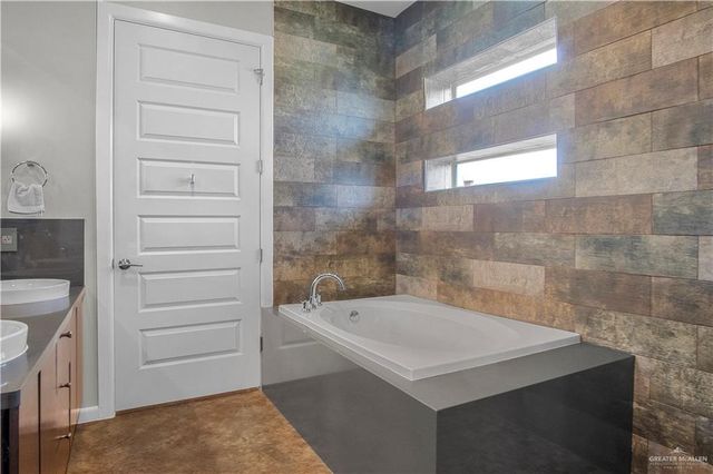 1824 Harvard Avenue, Mcallen, TX 78504