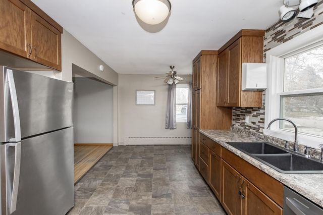 1721 16th Street S, Moorhead, MN 56560