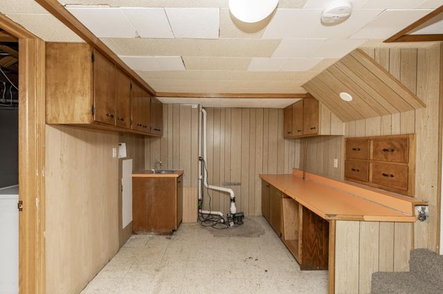 1721 16th Street S, Moorhead, MN 56560