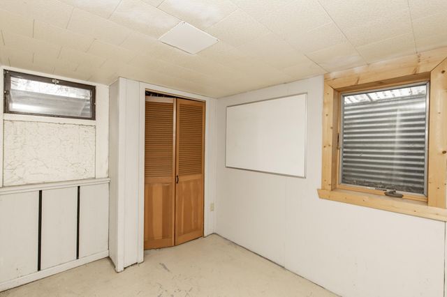 1721 16th Street S, Moorhead, MN 56560