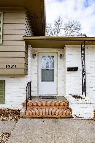 1721 16th Street S, Moorhead, MN 56560