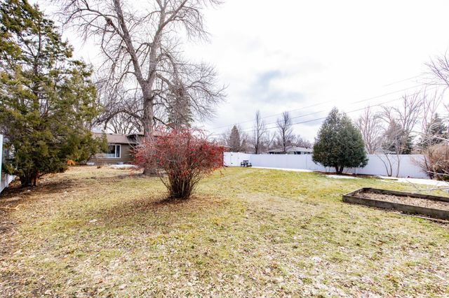 1721 16th Street S, Moorhead, MN 56560