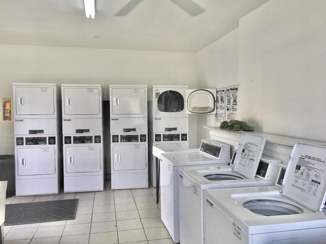 1500 N Congress Avenue A23, West Palm Beach, FL 33401