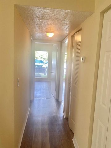 1500 N Congress Avenue A23, West Palm Beach, FL 33401