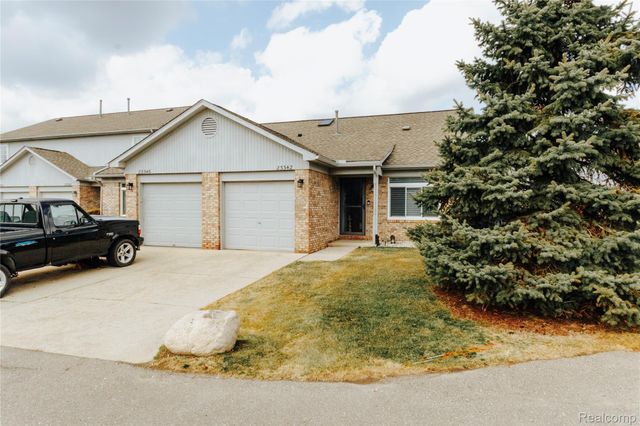 23342 Redman Court, Brownstown Charter Township, MI 48183