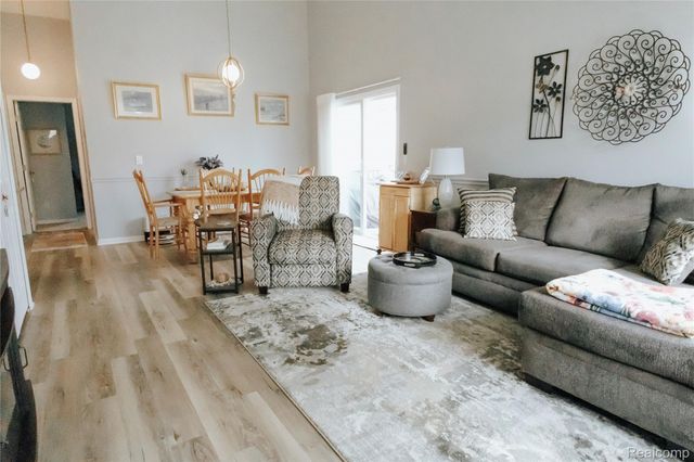 23342 Redman Court, Brownstown Charter Township, MI 48183