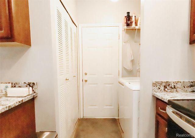 23342 Redman Court, Brownstown Charter Township, MI 48183