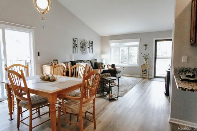 23342 Redman Court, Brownstown Charter Township, MI 48183