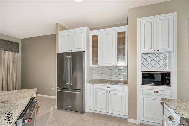 21418 Timber Lake Court 21418, Crest Hill, IL 60403