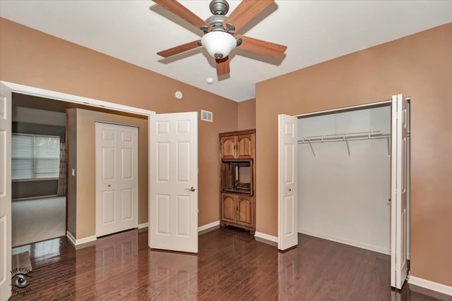 21418 Timber Lake Court 21418, Crest Hill, IL 60403