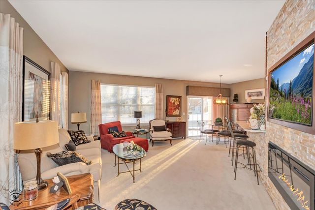 21418 Timber Lake Court 21418, Crest Hill, IL 60403