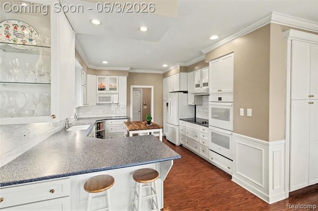 1071 Gasser Court, Howell, MI 48843