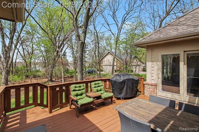 1071 Gasser Court, Howell, MI 48843