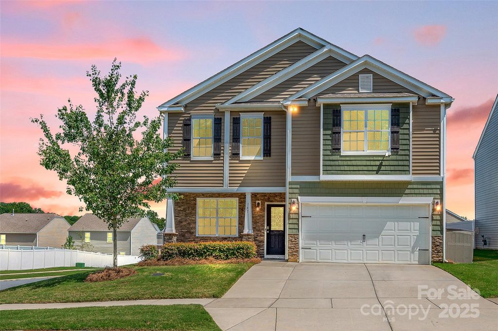 147 Kingsway Drive, Mooresville, NC 28115