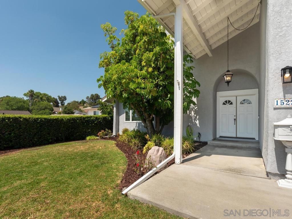 Image 2 of property listing at 15224 Andorra Way, San Diego, CA 92129