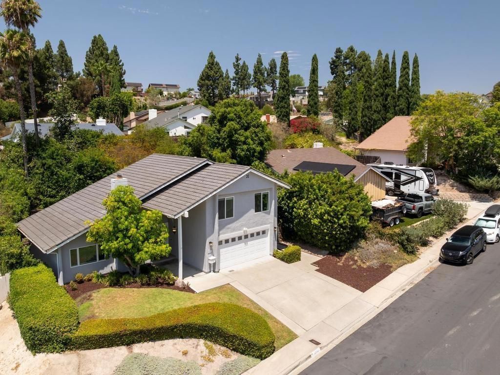 Image 39 of property listing at 15224 Andorra Way, San Diego, CA 92129