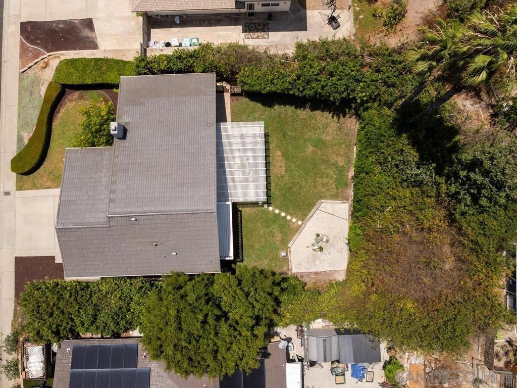 Image 49 of property listing at 15224 Andorra Way, San Diego, CA 92129