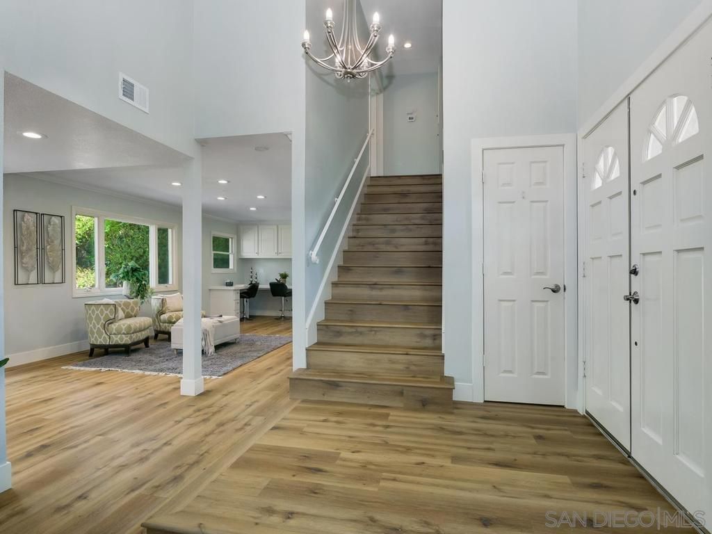 Image 6 of property listing at 15224 Andorra Way, San Diego, CA 92129