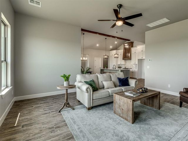 1194 Copper Ridge Circle, Piedmont, OK 73078