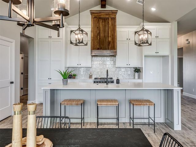 1194 Copper Ridge Circle, Piedmont, OK 73078