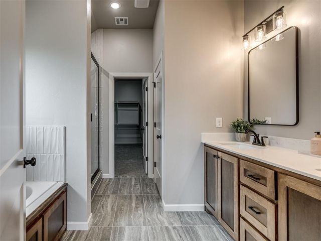 1194 Copper Ridge Circle, Piedmont, OK 73078