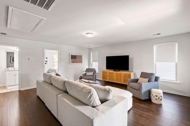 1981 Shadetree Boulevard, Johns Island, SC 29455