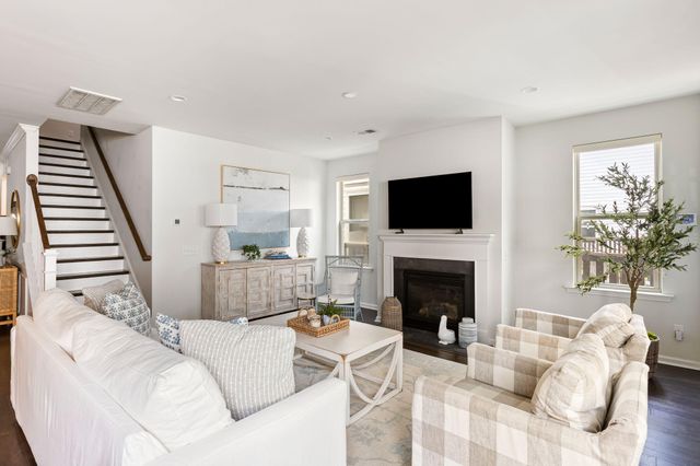 1981 Shadetree Boulevard, Johns Island, SC 29455