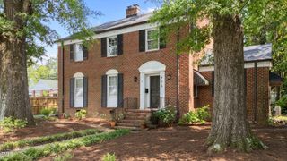 925 S Chestnut Street, Henderson, NC 27536