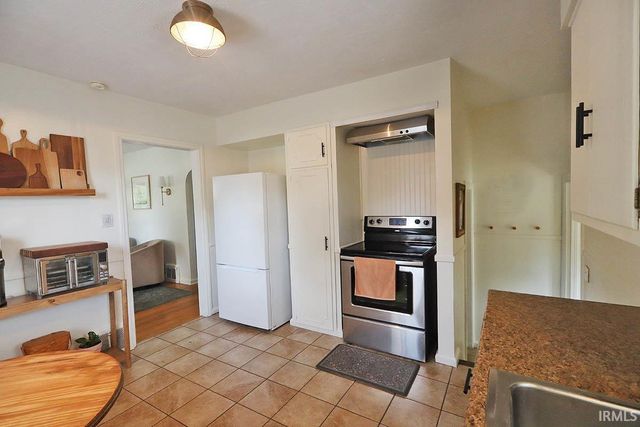 3009 E Chestnut Street, Evansville, IN 47714