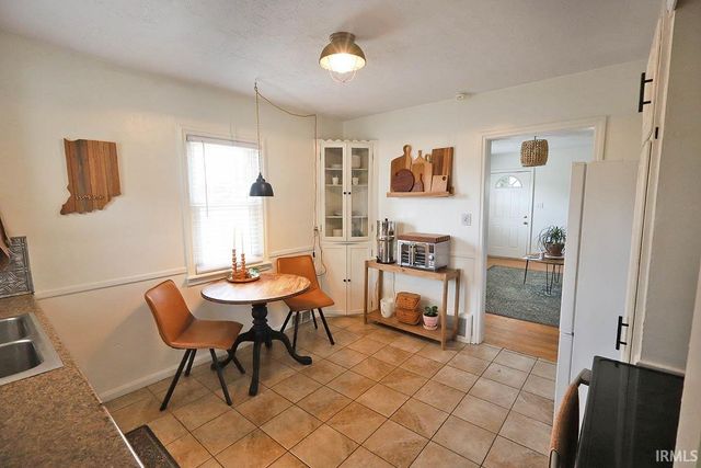 3009 E Chestnut Street, Evansville, IN 47714
