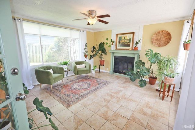 3009 E Chestnut Street, Evansville, IN 47714