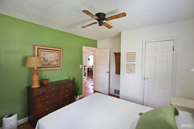3009 E Chestnut Street, Evansville, IN 47714