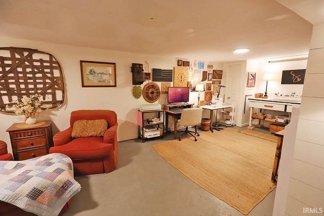 3009 E Chestnut Street, Evansville, IN 47714