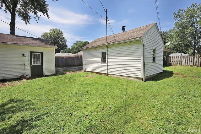 3009 E Chestnut Street, Evansville, IN 47714