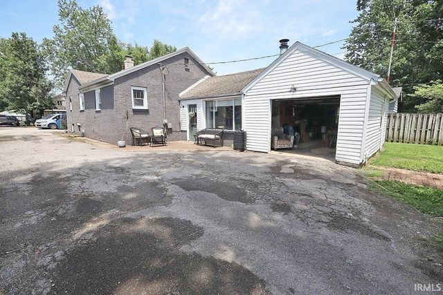 3009 E Chestnut Street, Evansville, IN 47714