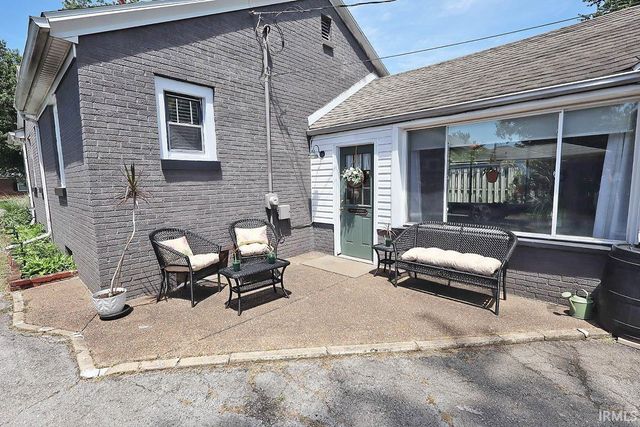 3009 E Chestnut Street, Evansville, IN 47714