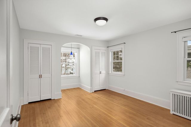 2192 Wellesley Avenue, Saint Paul, MN 55105