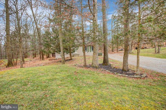 10744 CORAL RIDGE RD, Fayetteville, PA 17222