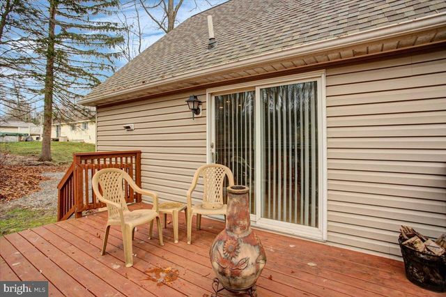 10744 CORAL RIDGE RD, Fayetteville, PA 17222