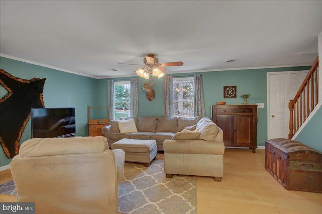 10744 CORAL RIDGE RD, Fayetteville, PA 17222