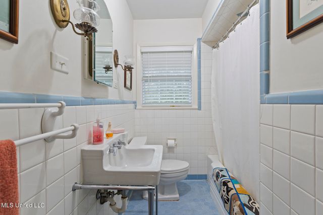 1512 Eastover Drive, Jackson, MS 39211