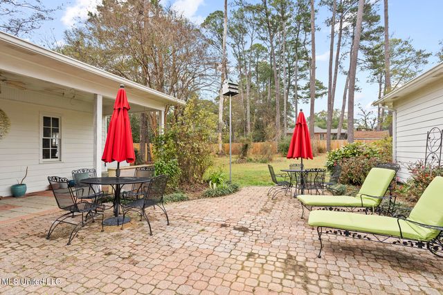 1512 Eastover Drive, Jackson, MS 39211