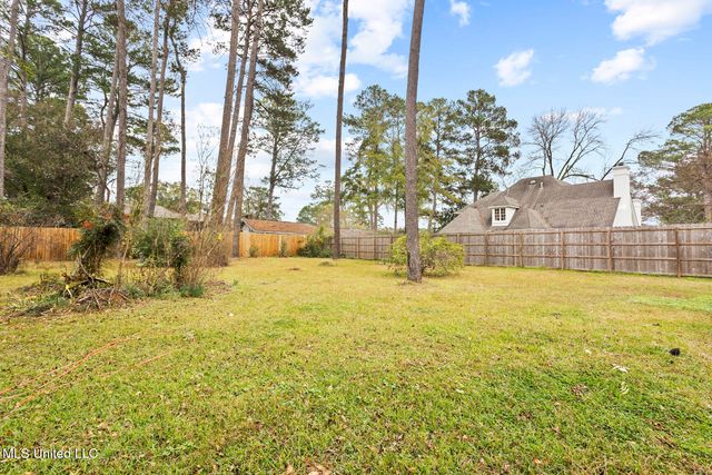 1512 Eastover Drive, Jackson, MS 39211