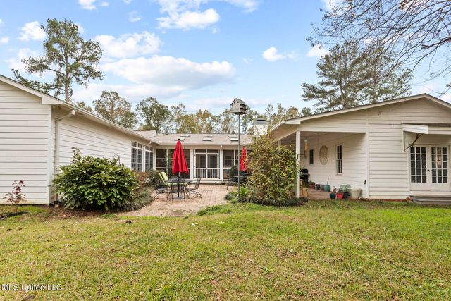 1512 Eastover Drive, Jackson, MS 39211