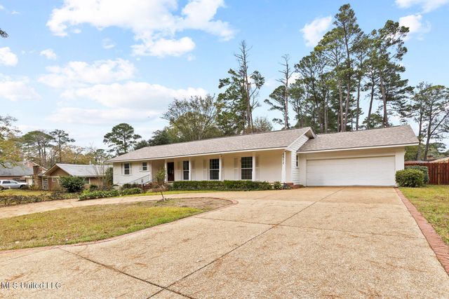 1512 Eastover Drive, Jackson, MS 39211