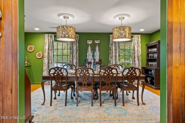 1512 Eastover Drive, Jackson, MS 39211