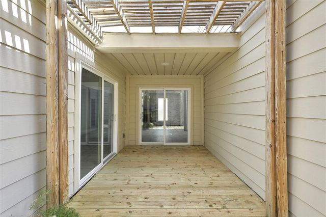 14411 Briarhills Parkway, Houston, TX 77077