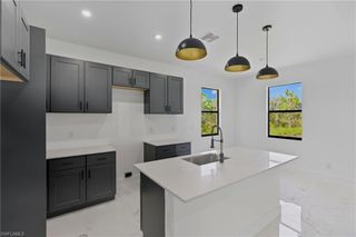 2810 73rd ST W, Lehigh Acres, FL 33971