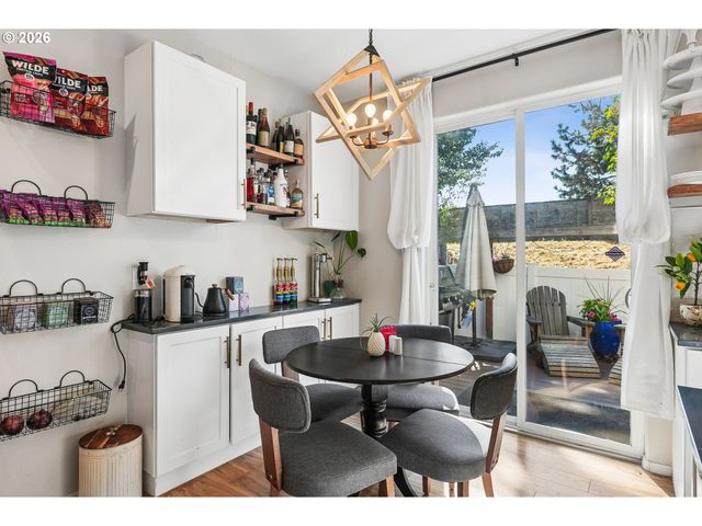 18615 Sw 93RD Ter, Tualatin, OR 97062